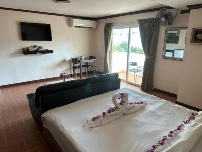 Taj Palace hotel Patong Beach – Photos 11